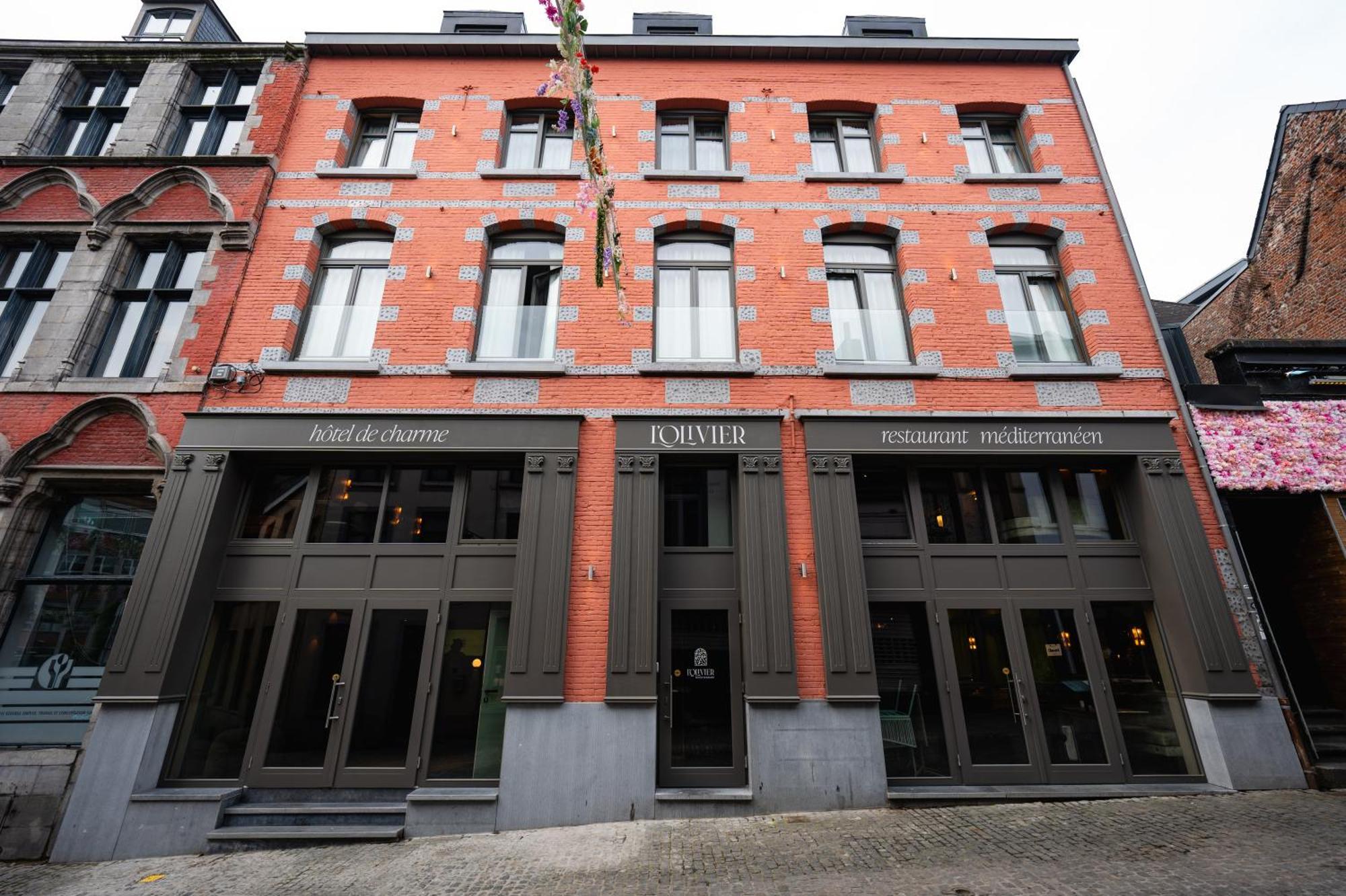 L'Olivier Hotel Mons Bagian luar foto